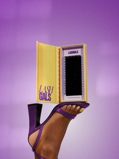 Lash Packaging Heel Display Affinity Mockup [luxe lash collection]